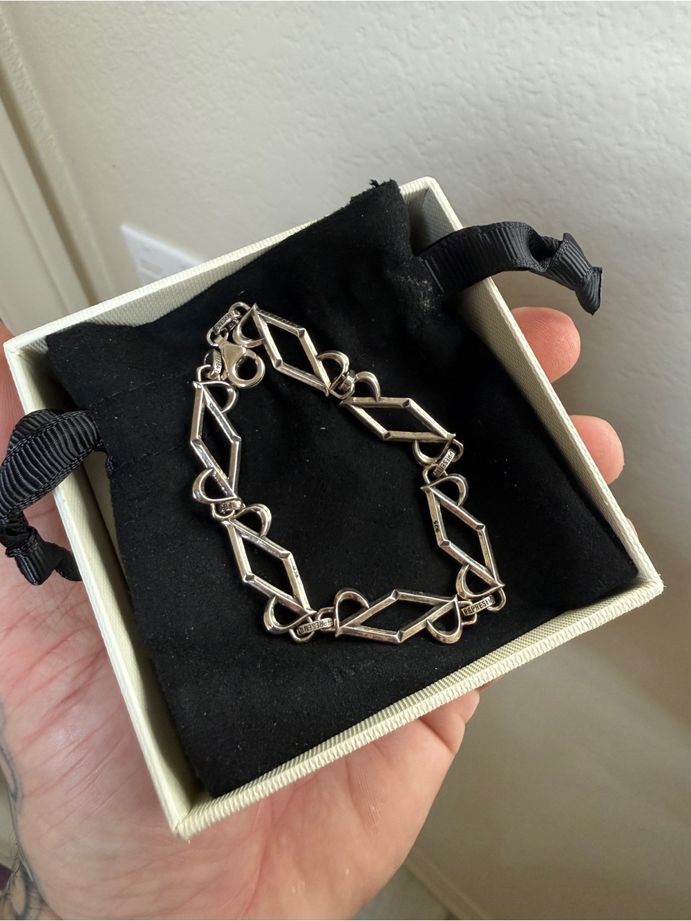 Represent Initial Chain Bracelet - Picture 2 of 8